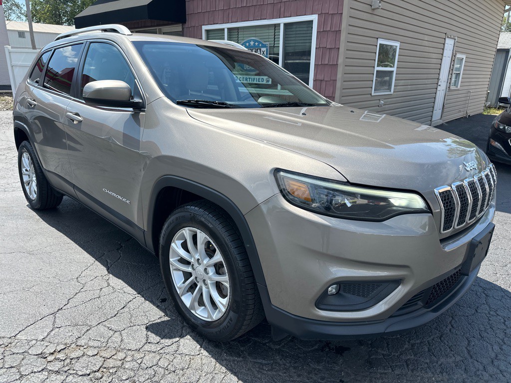 2019 Jeep Cherokee Image 1