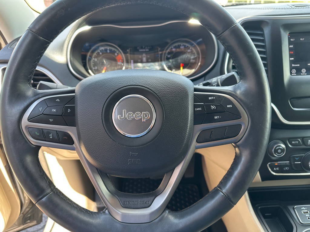 2019 Jeep Cherokee Image 23