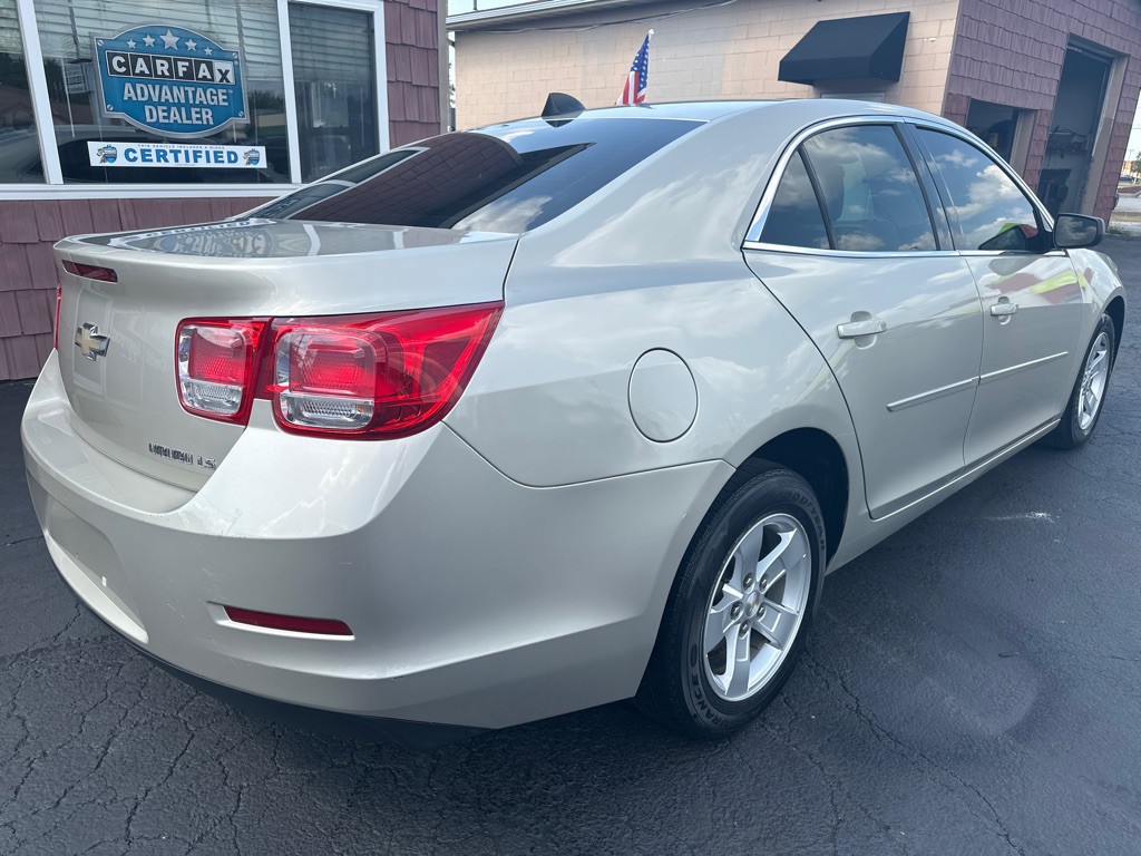 2014 Chevrolet Malibu Image 5