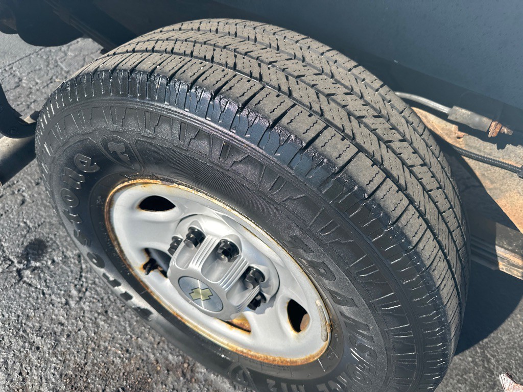 2013 Chevrolet Express Image 6