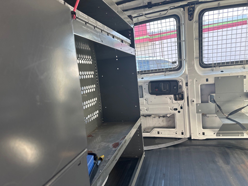 2013 Chevrolet Express Image 17