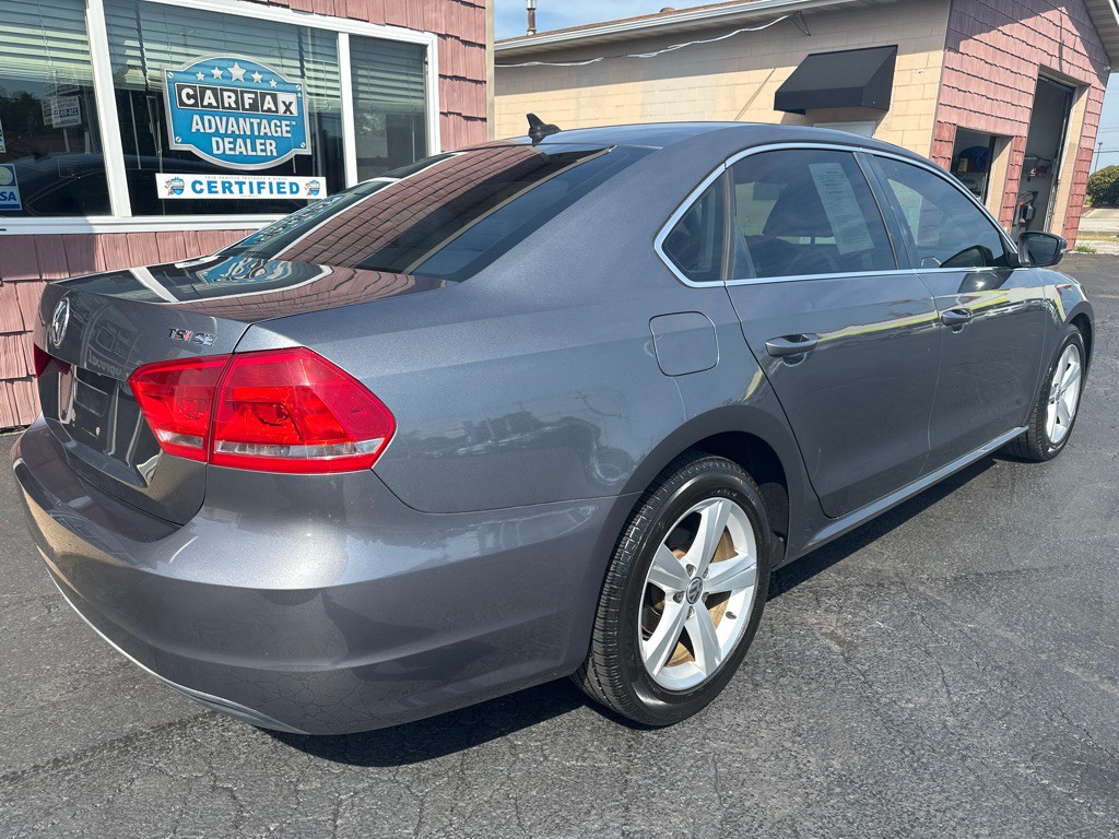 2014 Volkswagen Passat Image 5