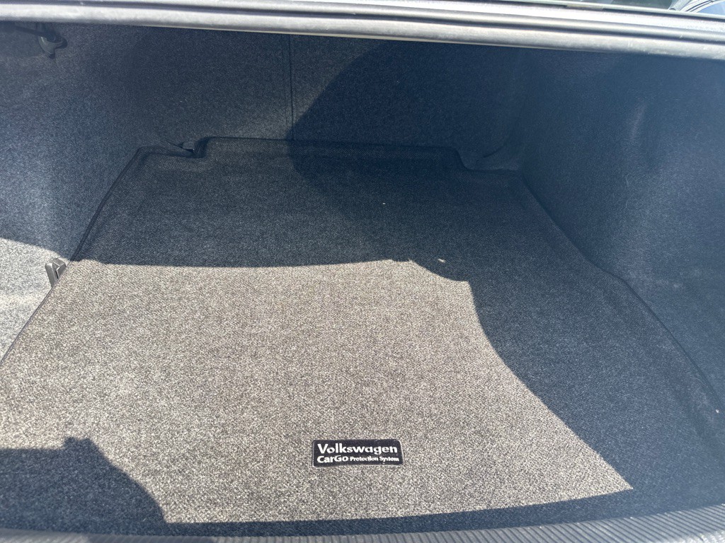 2014 Volkswagen Passat Image 15