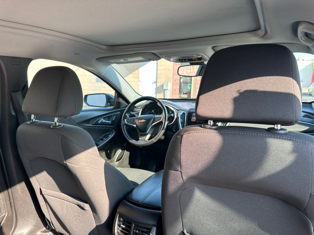 2018 Chevrolet Malibu Image 13