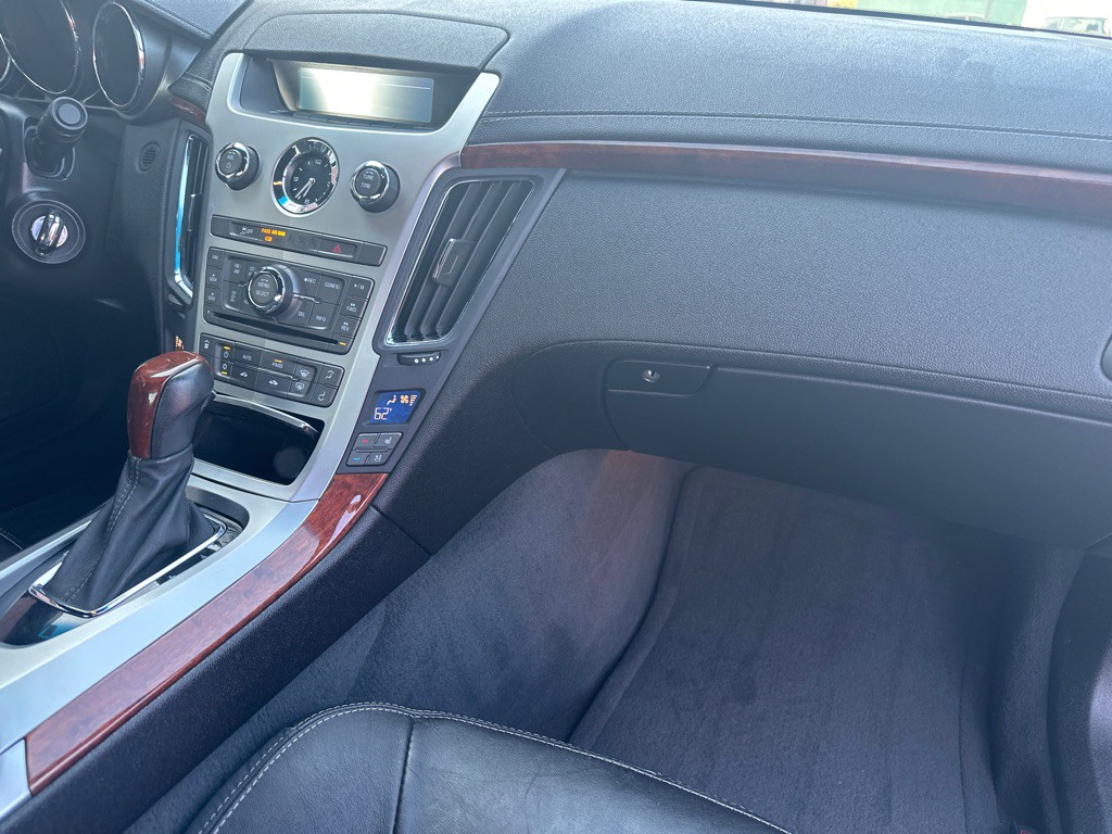 2012 Cadillac CTS Image 10