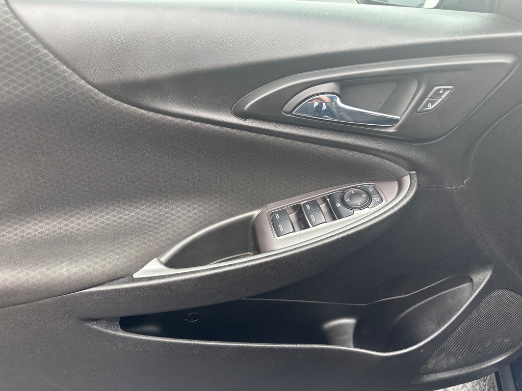 2022 Chevrolet Malibu Image 17