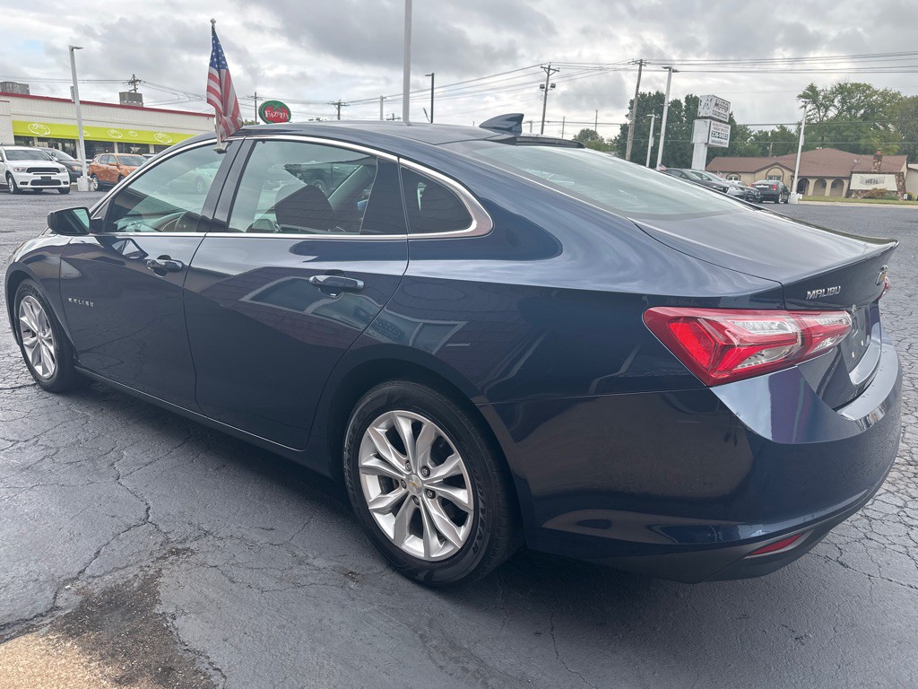 2022 Chevrolet Malibu Image 4