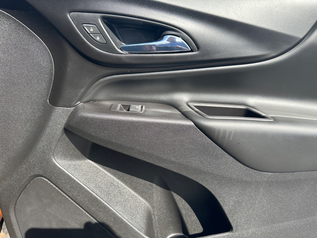 2018 Chevrolet Equinox Image 11