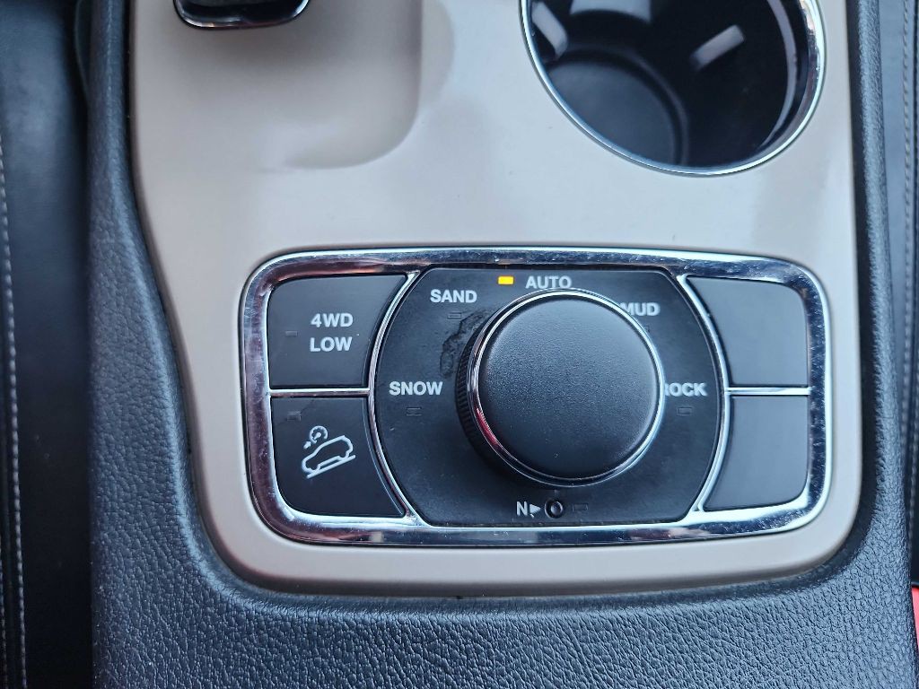 2015 Jeep Grand Cherokee Image 27