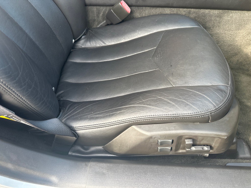 2004 Cadillac XLR Image 10