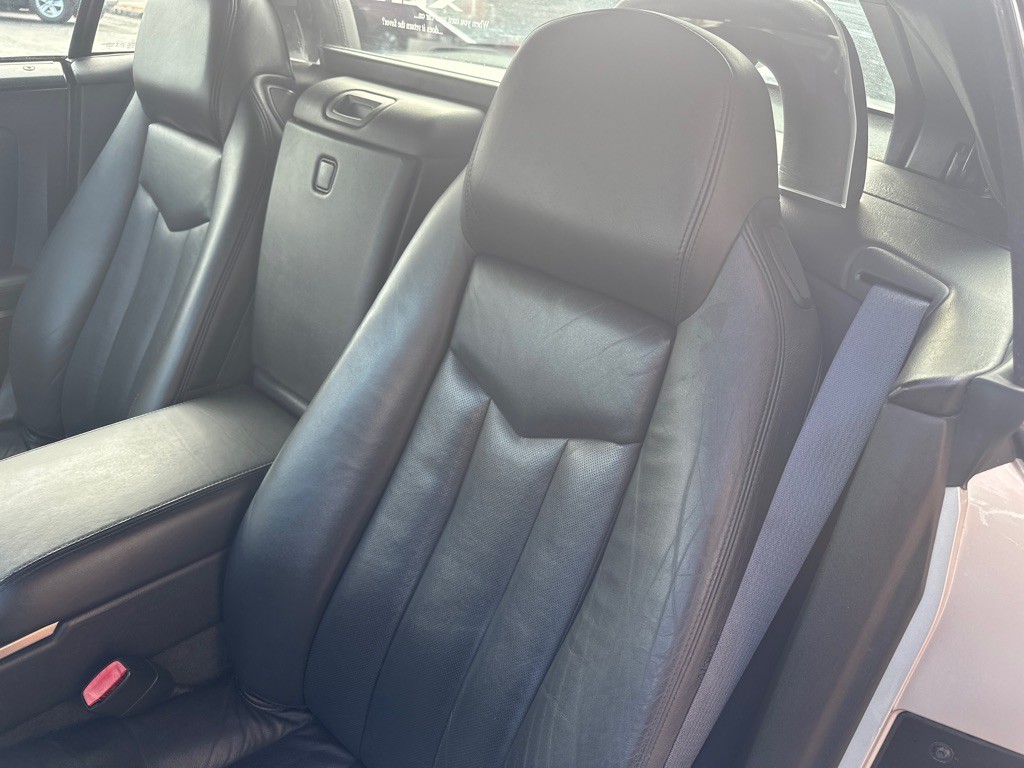 2004 Cadillac XLR Image 15