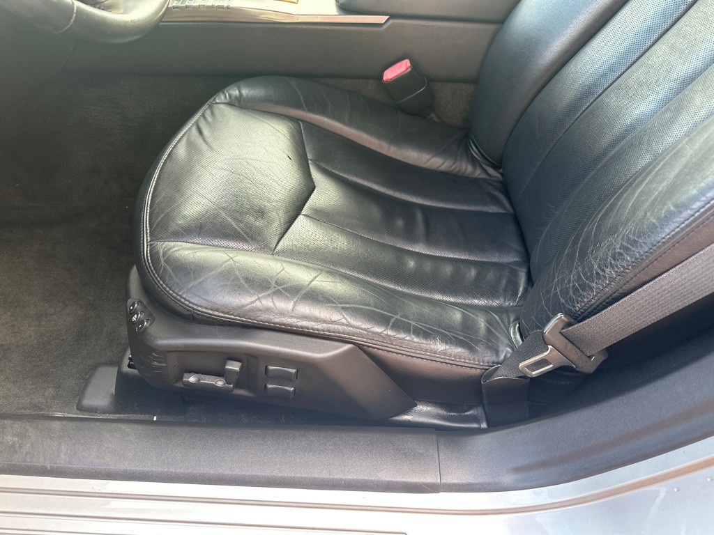 2004 Cadillac XLR Image 16