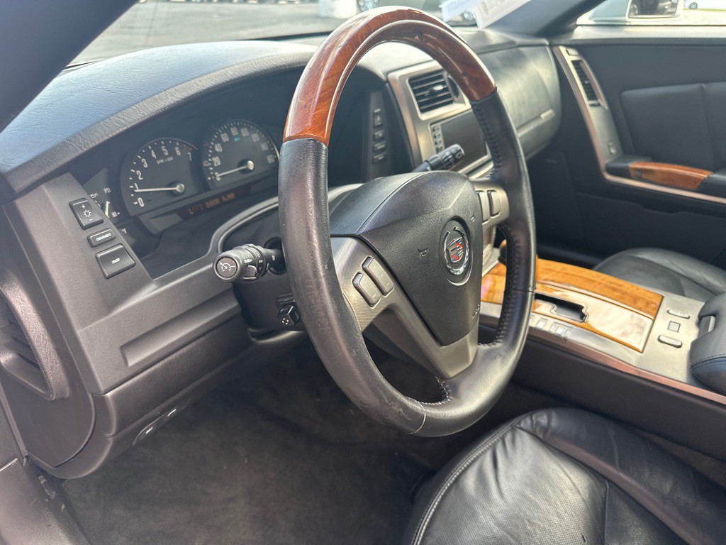 2004 Cadillac XLR Image 20