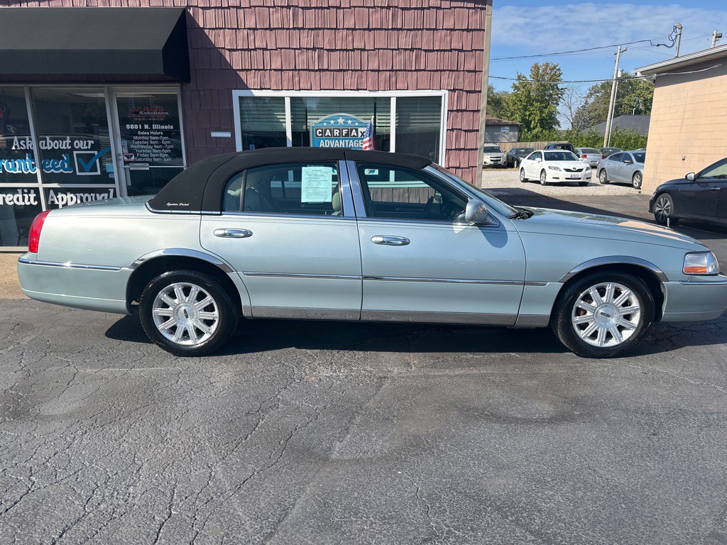 2007 Lincoln Town Car Image 6