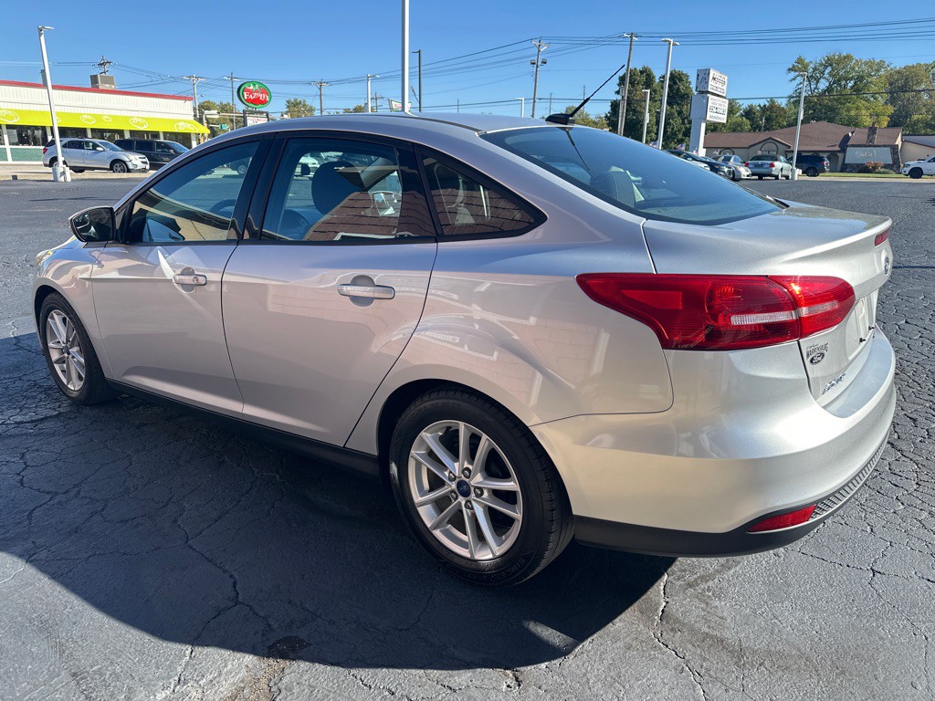 2016 Ford Focus Image 3