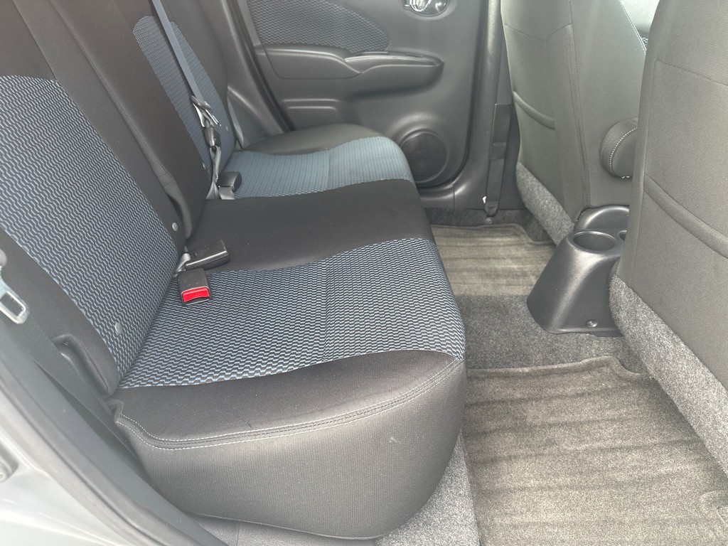 2015 Nissan Versa Image 13