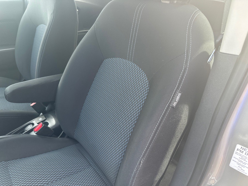 2015 Nissan Versa Image 19