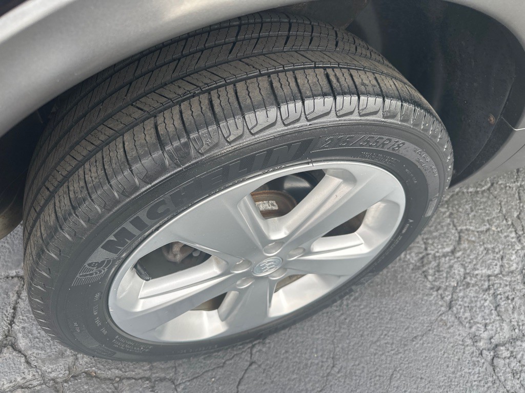 2015 Buick Enclave Image 6