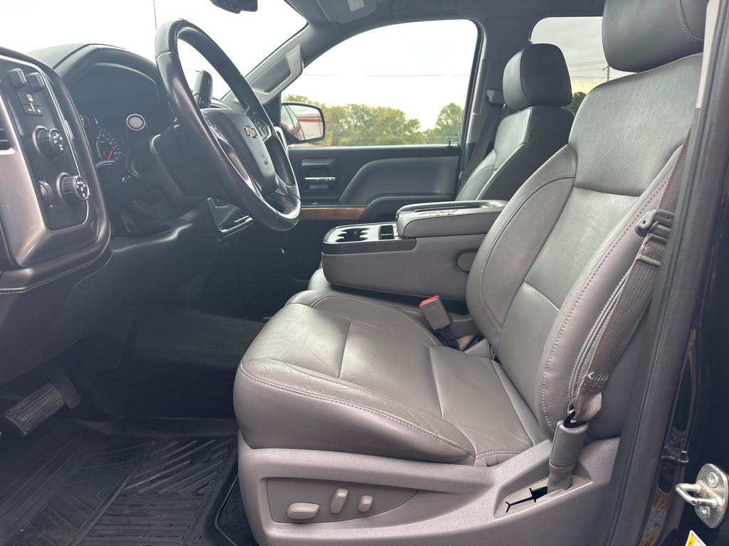 2014 Chevrolet Silverado 1500 Image 2