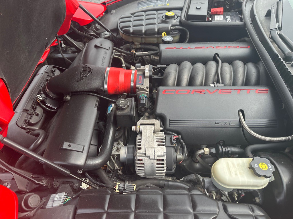 2004 Chevrolet Corvette Image 20
