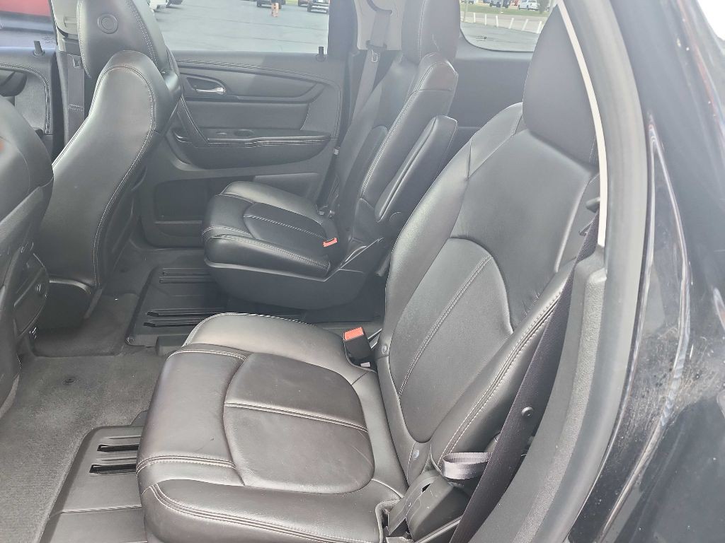 2015 GMC Acadia Image 17