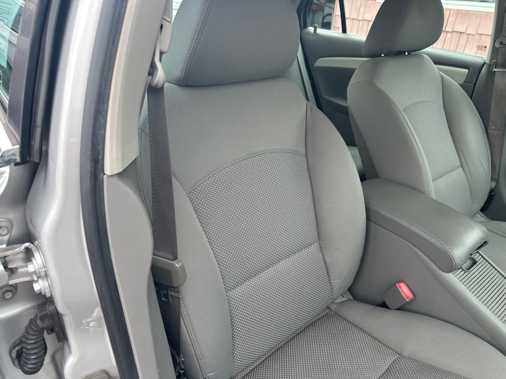 2012 Chevrolet Malibu Image 9