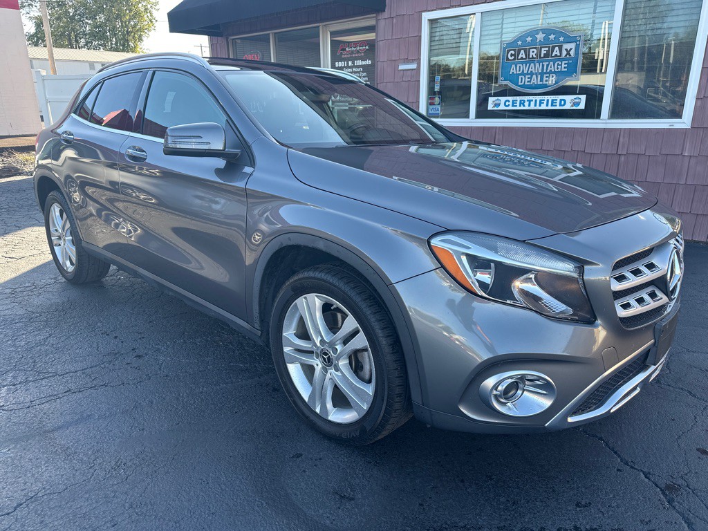 2019 Mercedes-Benz GLA-Class Image 1