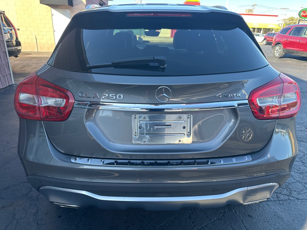 2019 Mercedes-Benz GLA-Class Image 4