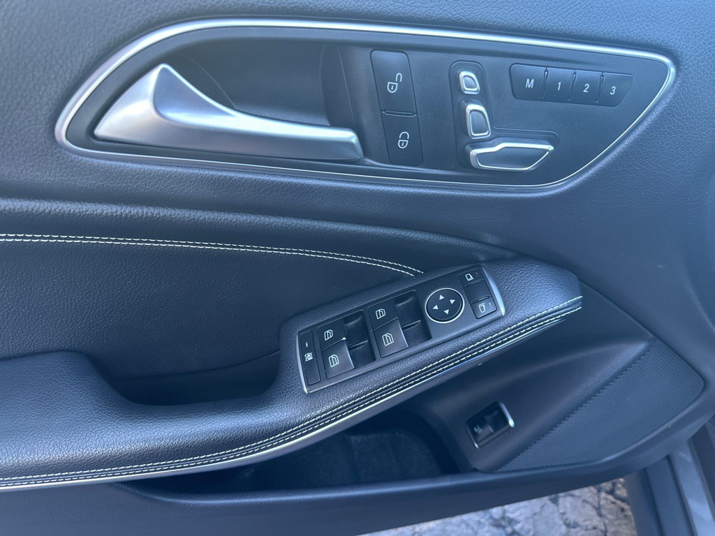 2019 Mercedes-Benz GLA-Class Image 18