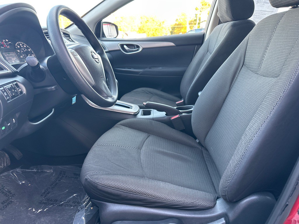 2013 Nissan Sentra Image 2