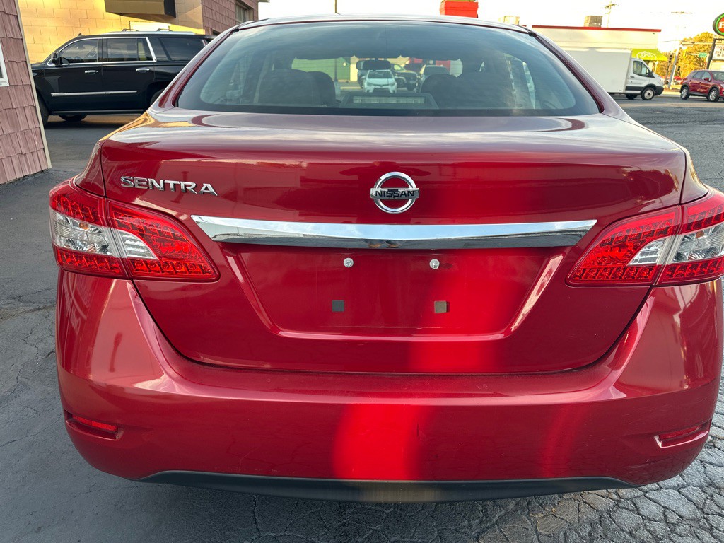 2013 Nissan Sentra Image 4