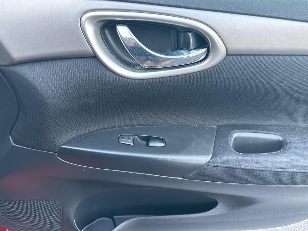 2013 Nissan Sentra Image 11