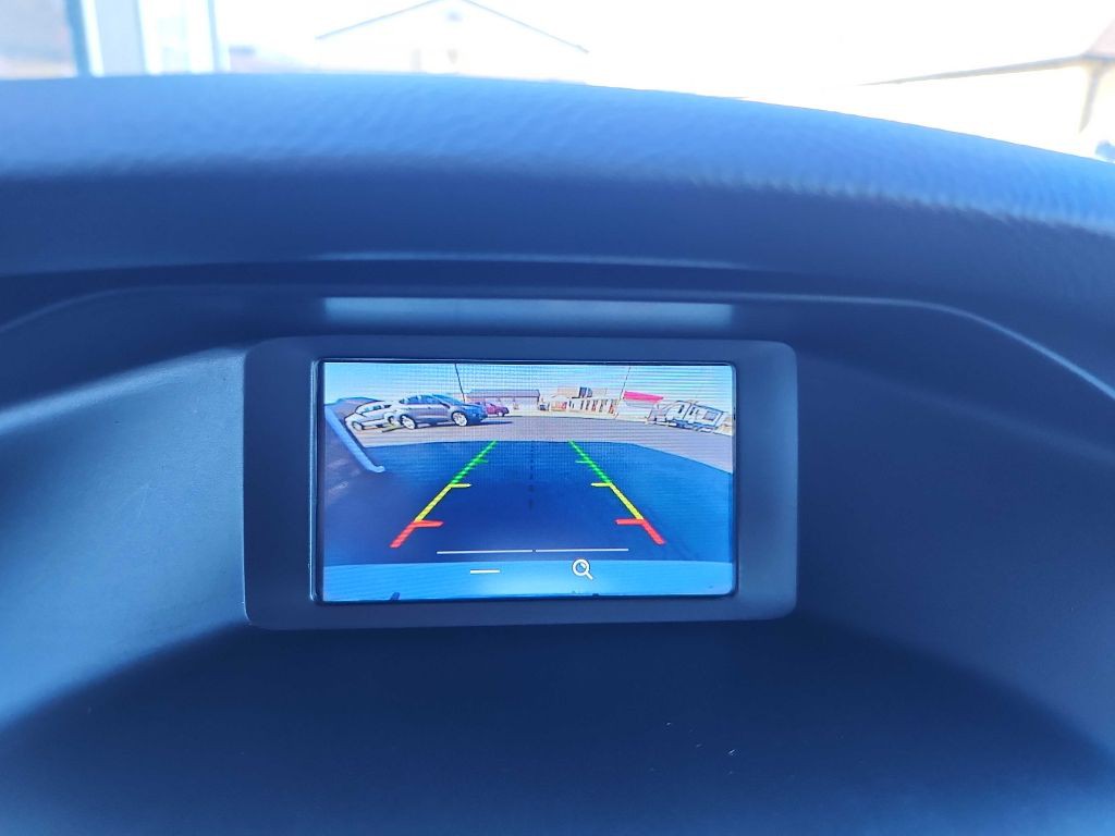 2016 Ford Focus Image 16