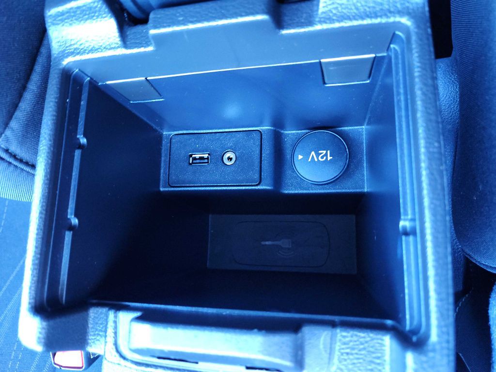 2016 Ford Focus Image 22