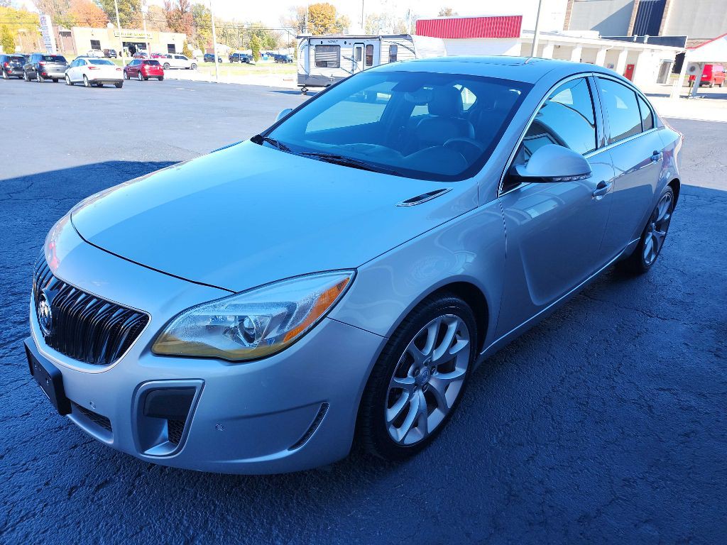 2016 Buick Regal Image 2