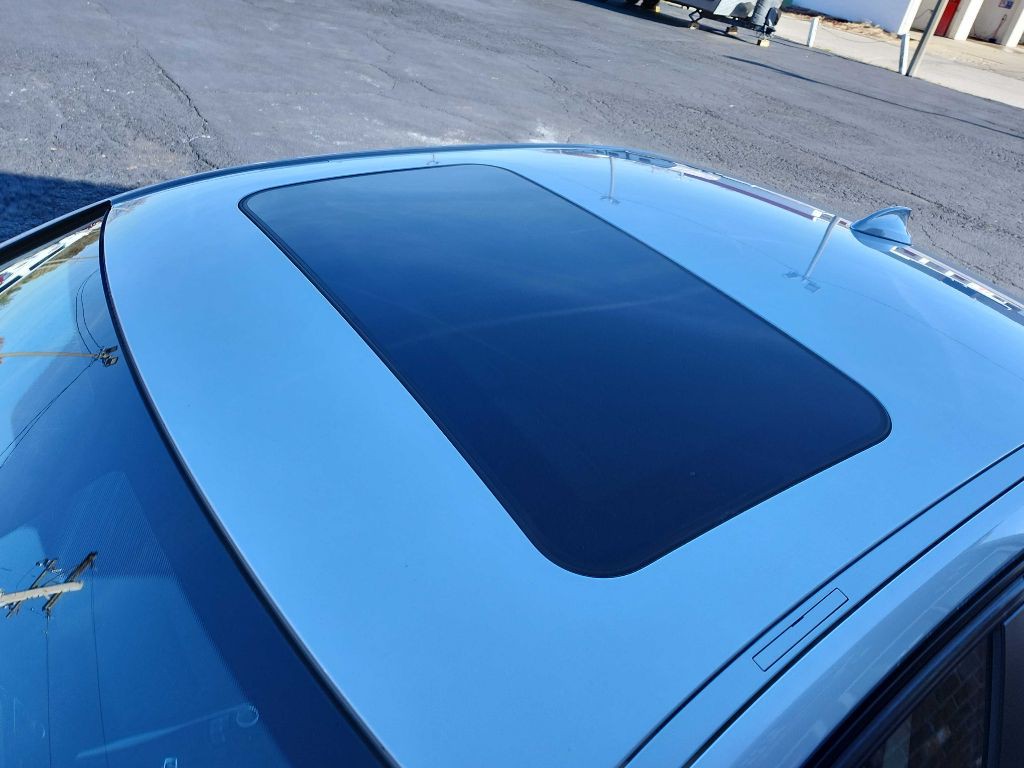 2016 BMW 3 Series Image 4