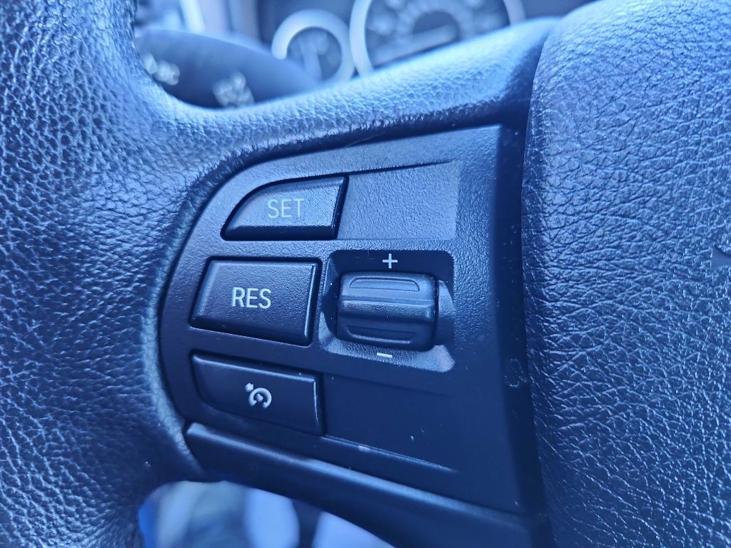 2016 BMW 3 Series Image 27