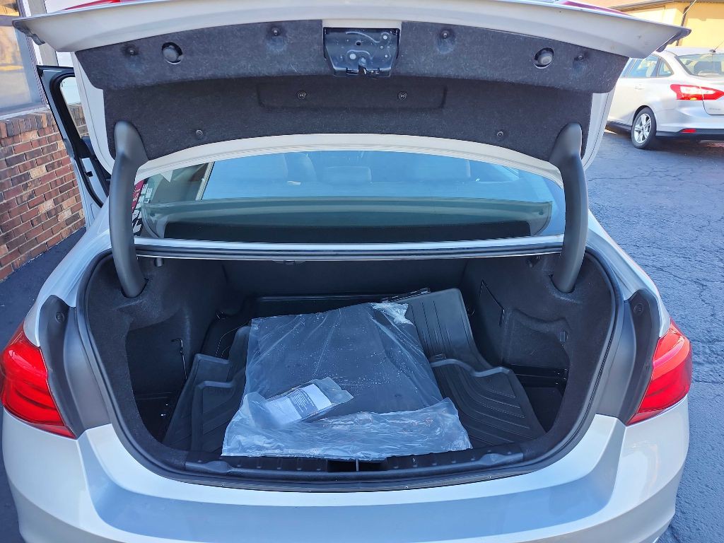 2016 BMW 3 Series Image 29