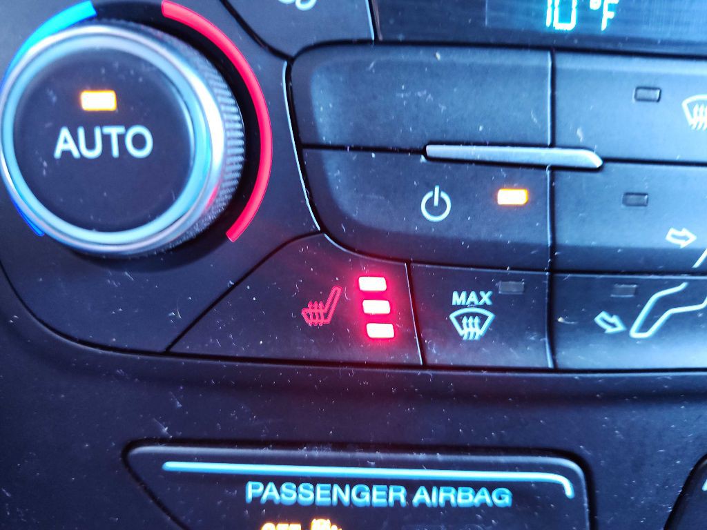 2017 Ford Escape Image 24