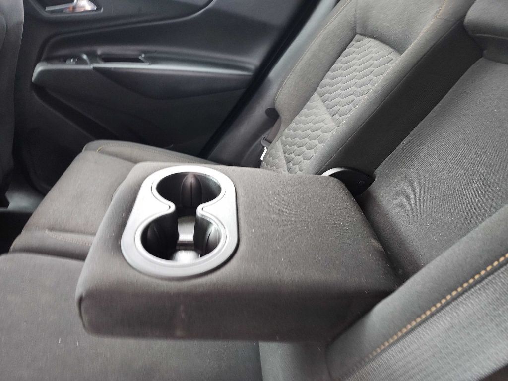 2018 Chevrolet Equinox Image 16