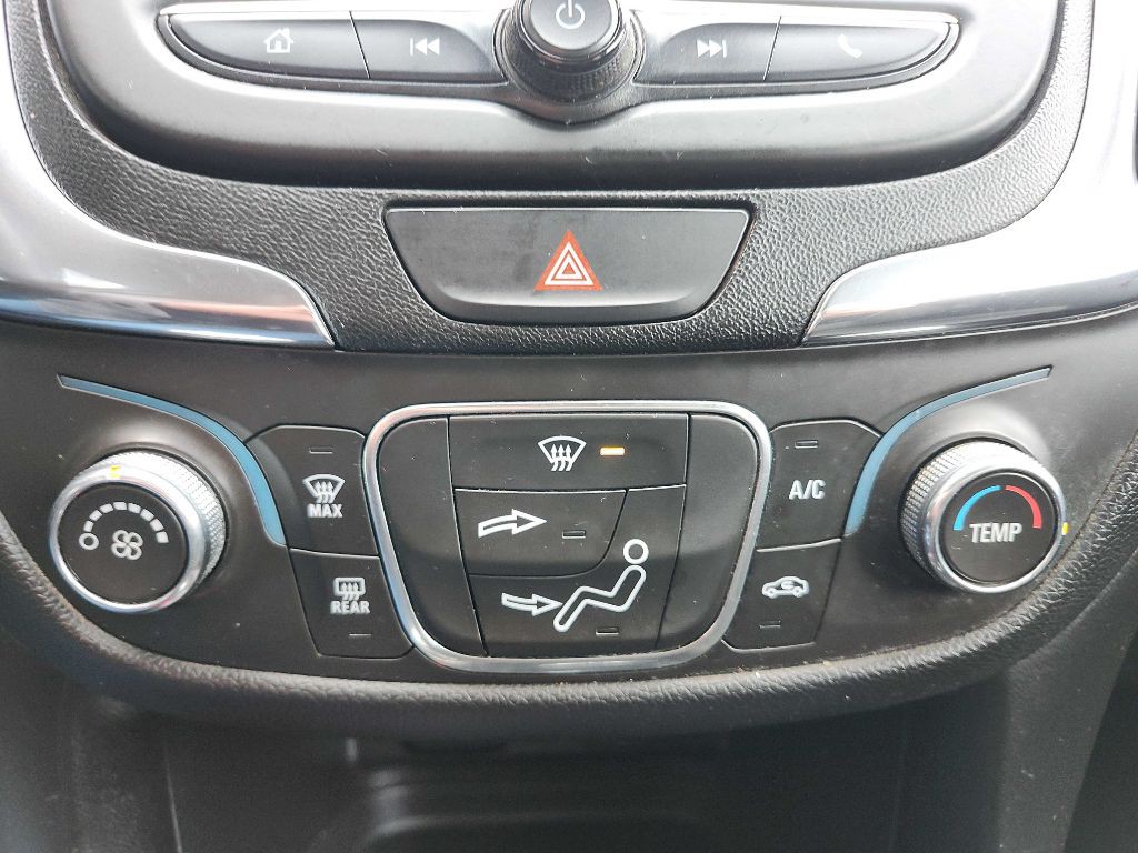 2018 Chevrolet Equinox Image 23