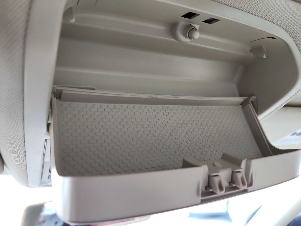 2019 Volkswagen Passat Image 31