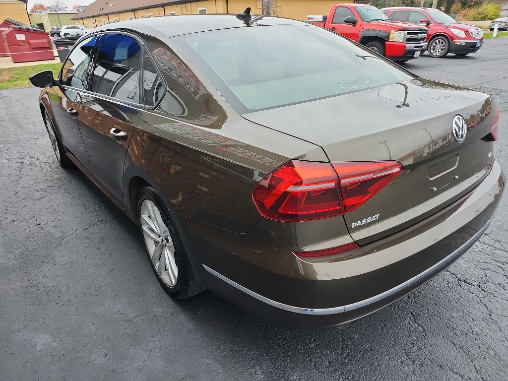 2019 Volkswagen Passat Image 5