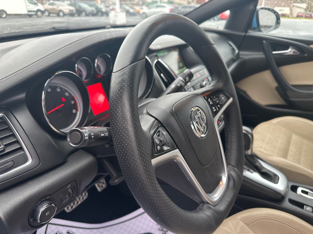 2017 Buick Cascada Image 24