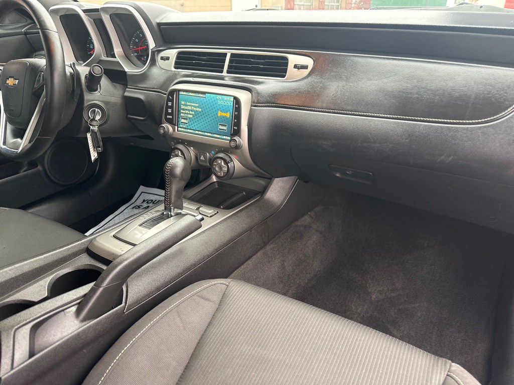 2015 Chevrolet Camaro Image 7