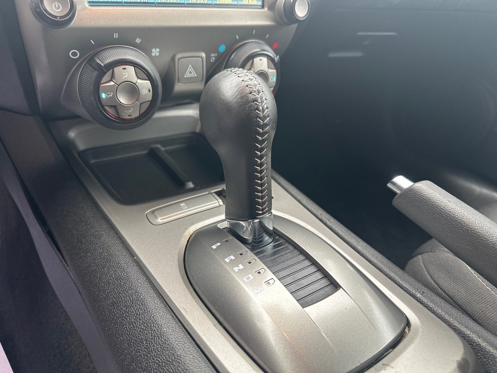 2015 Chevrolet Camaro Image 15