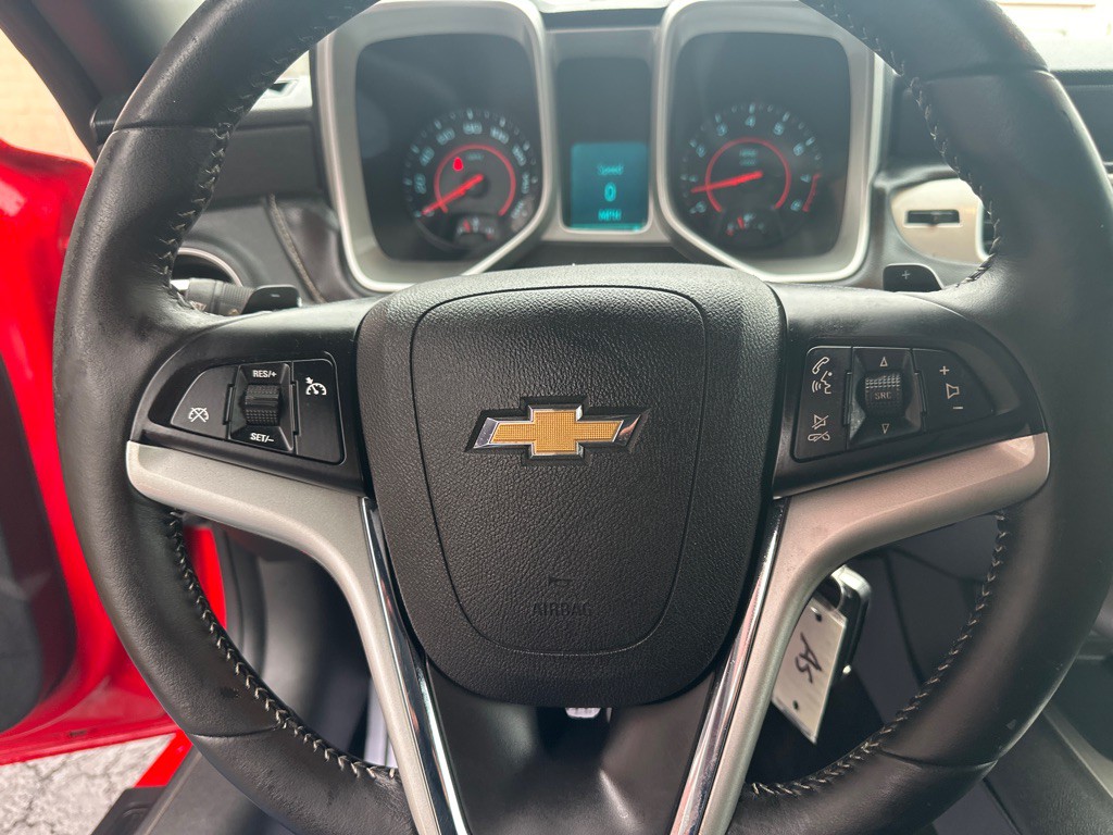 2015 Chevrolet Camaro Image 17