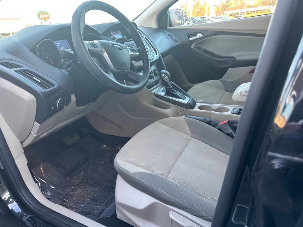 2014 Ford Focus Image 2