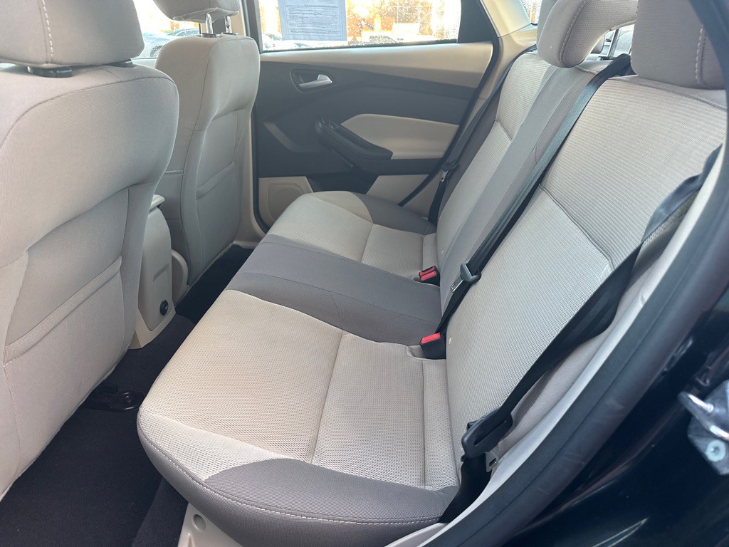 2014 Ford Focus Image 16