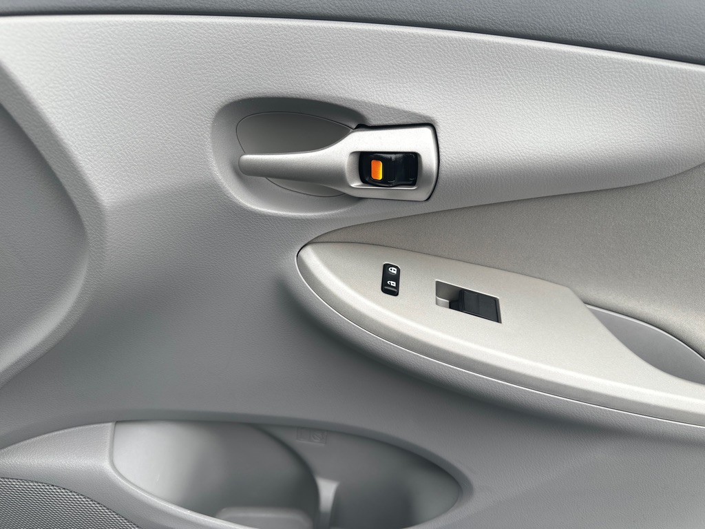 2010 Toyota Corolla Image 11